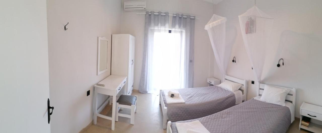 Makis Apartments Arillas  Exteriör bild
